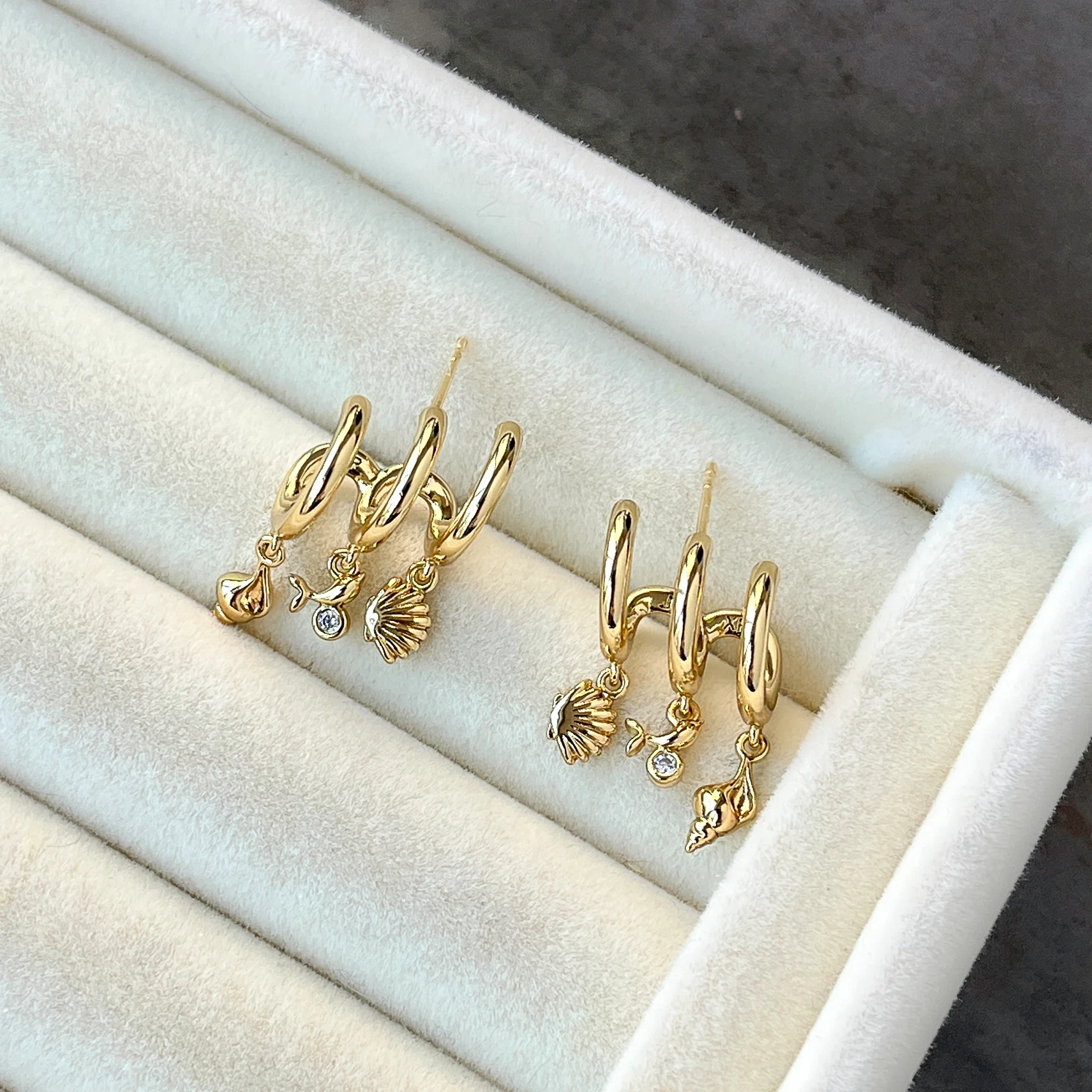 Üçlü Görünümlü Deniz Kabuğu Model Küpe