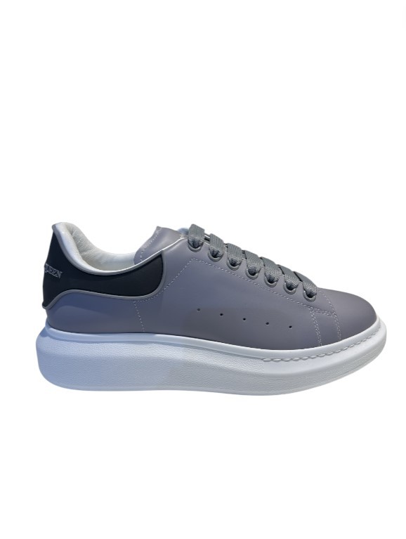 Komple Deri Plastık Logo Detaylı Erkek sneaker