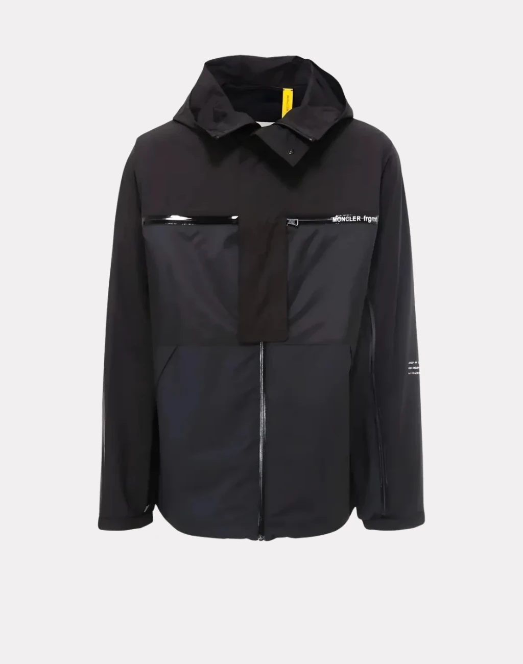 Parça Tasarımlı Sırt Çantalı Ceket