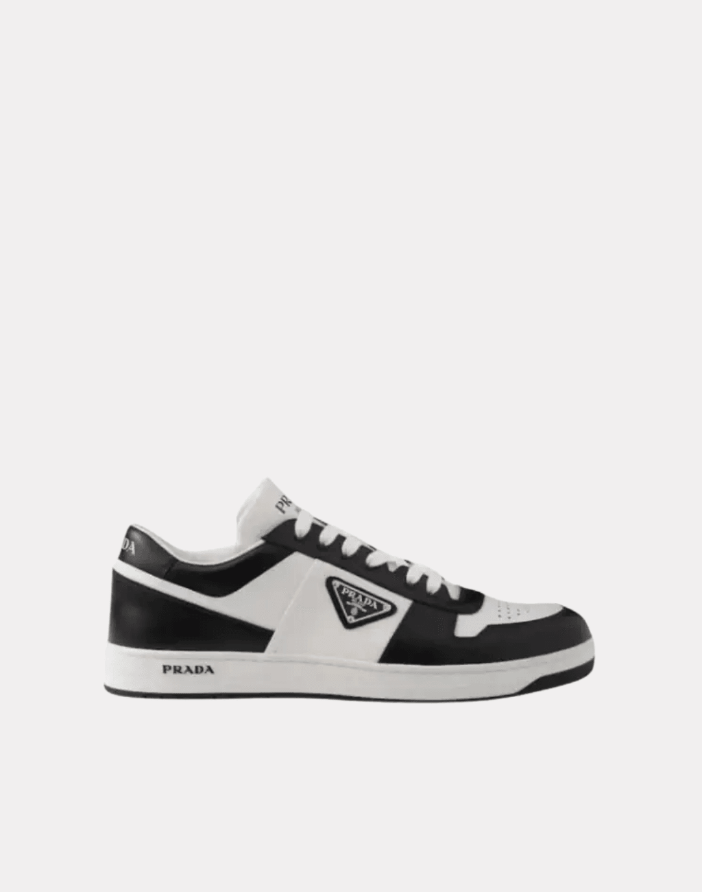 Komple Deri Metal Logolu Sneaker