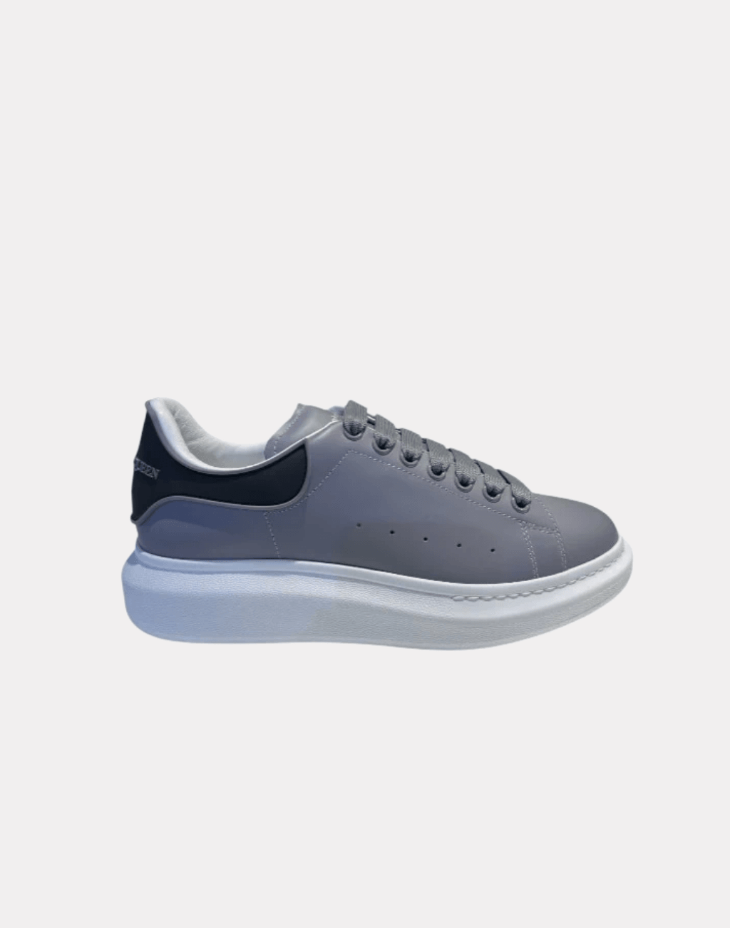 Komple Deri Plastık Logo Detaylı Erkek sneaker