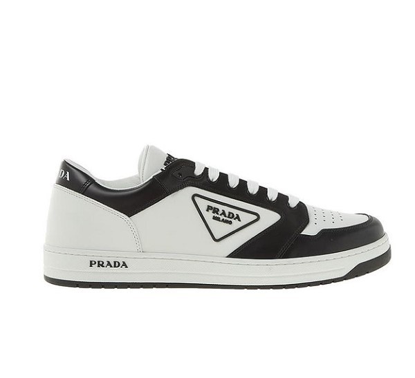 District Leather Sneakers In White/Black