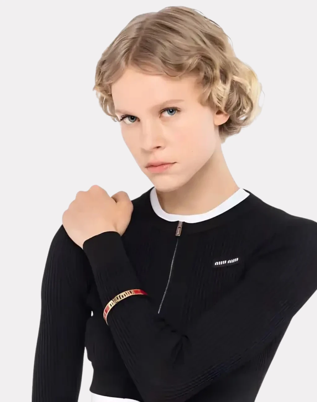 Kırmızı Emaye Metal Kadın Bilezik