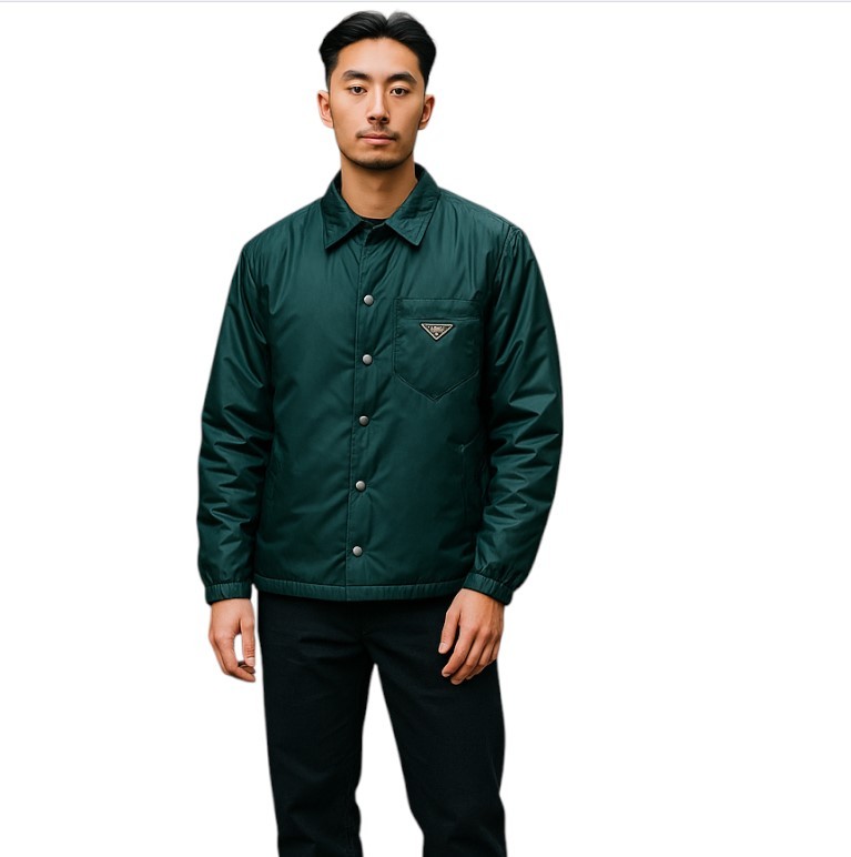 Re Nylon Cep Detaylı Metal Logolu Ceket