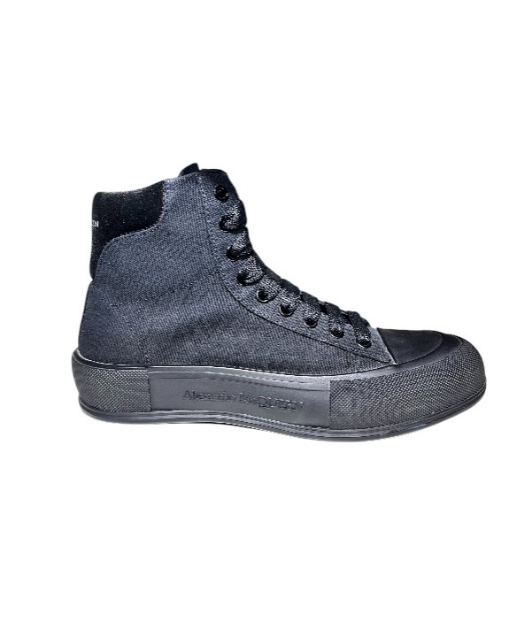 Black Sneaker