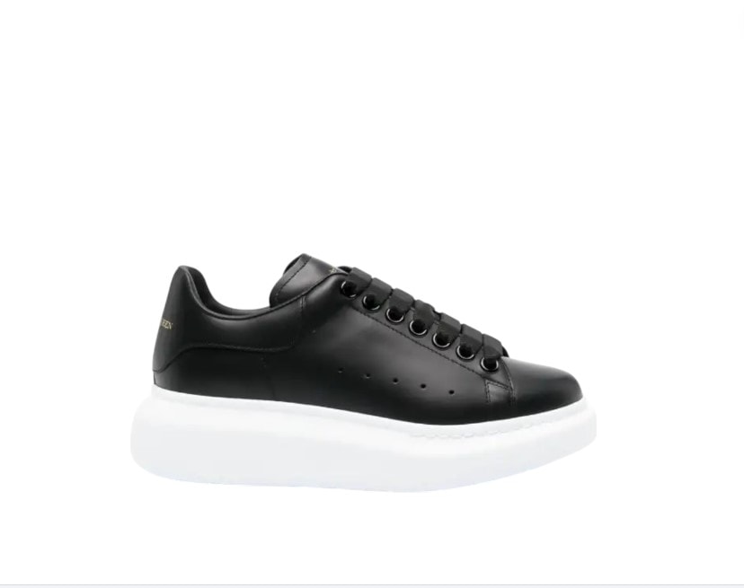 Oversized Low Top Sneaker
