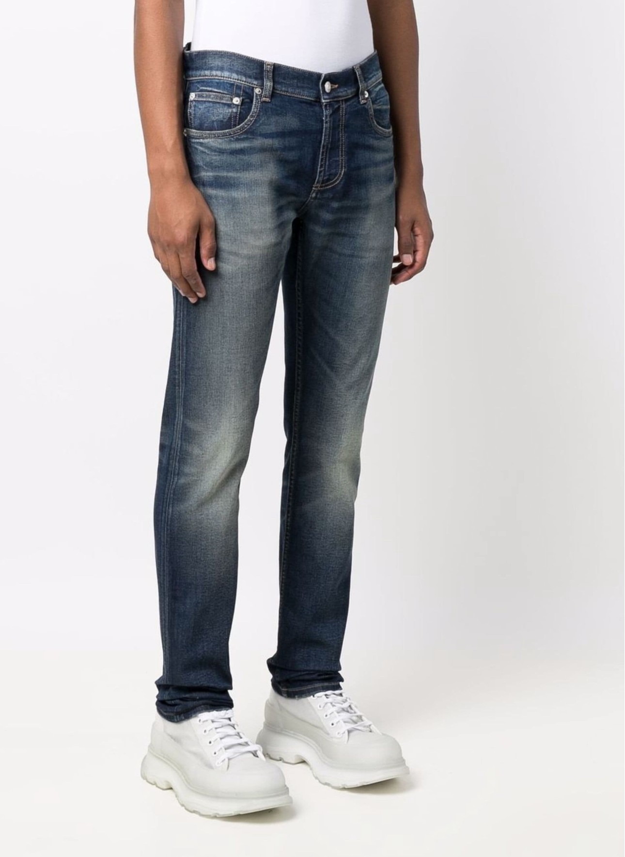 Men Graffiti Denim Jeans in Washed Blue