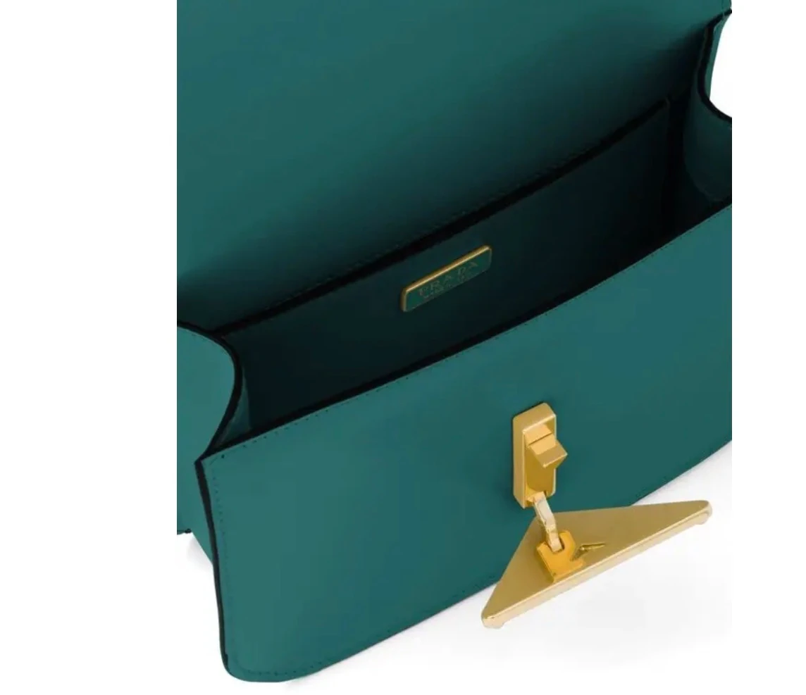 Amblemli Saffiano Deri Omuz Çantası