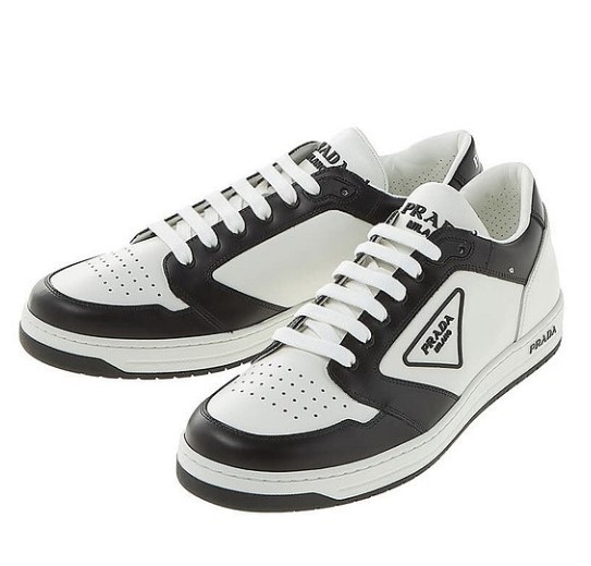 District Leather Sneakers In White/Black