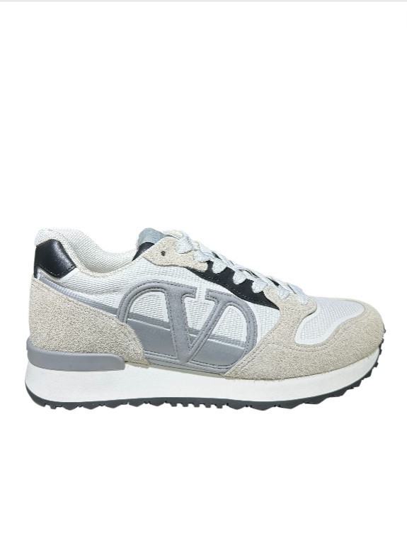 V logo Pace low-top sneakers