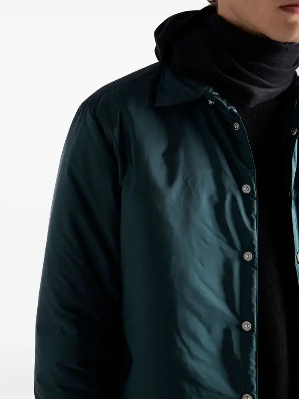 Re Nylon Cep Detaylı Metal Logolu Ceket