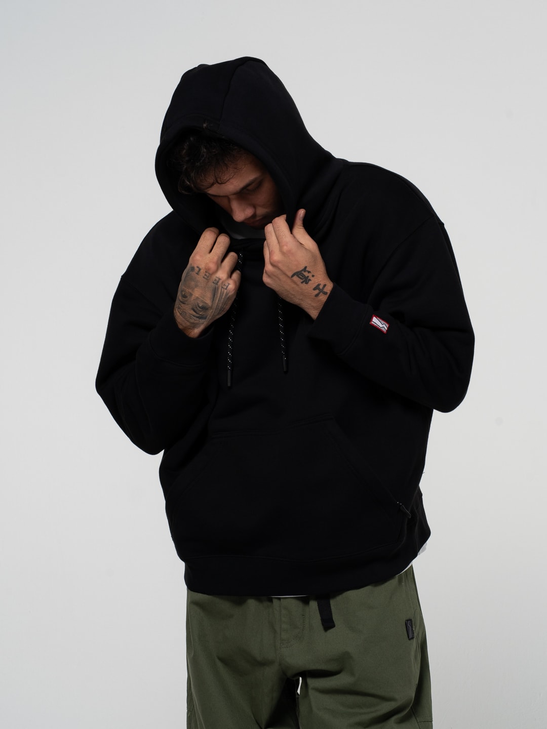 HOODIE BLACK
