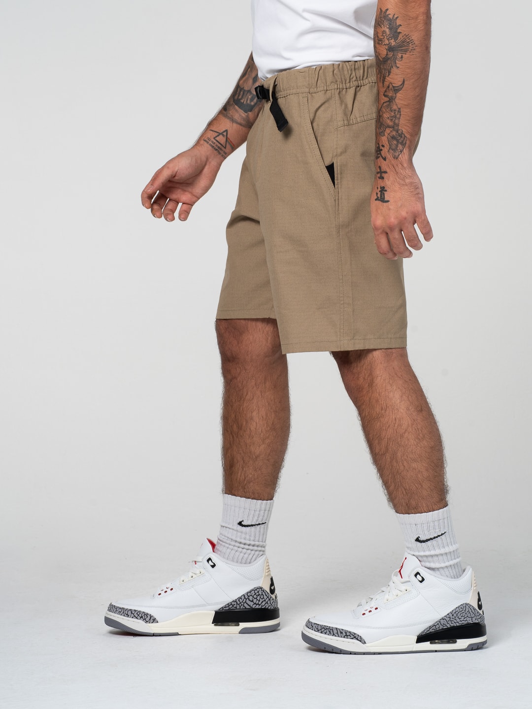 SHORT SAND