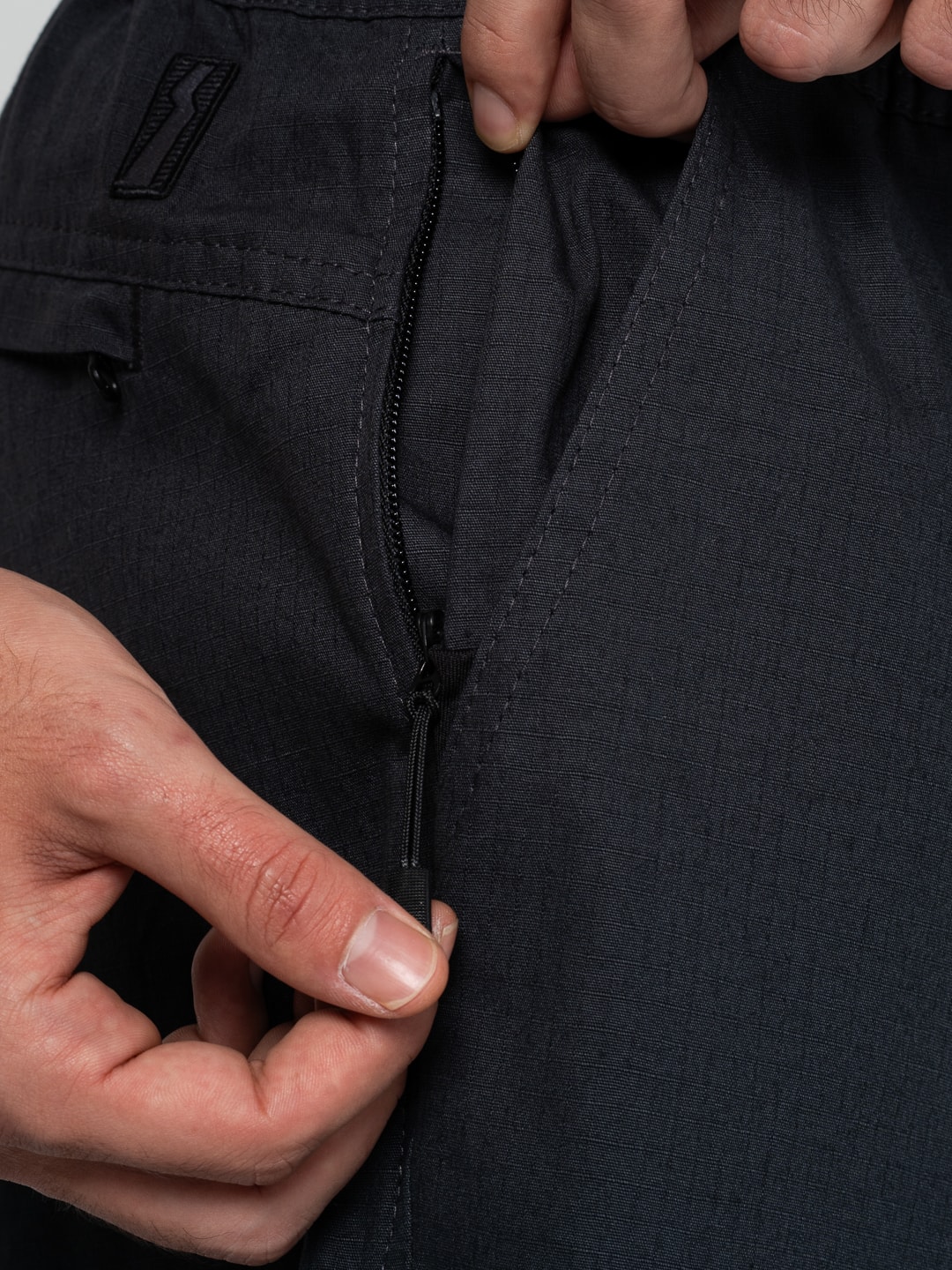 SHORT ANTHRACITE
