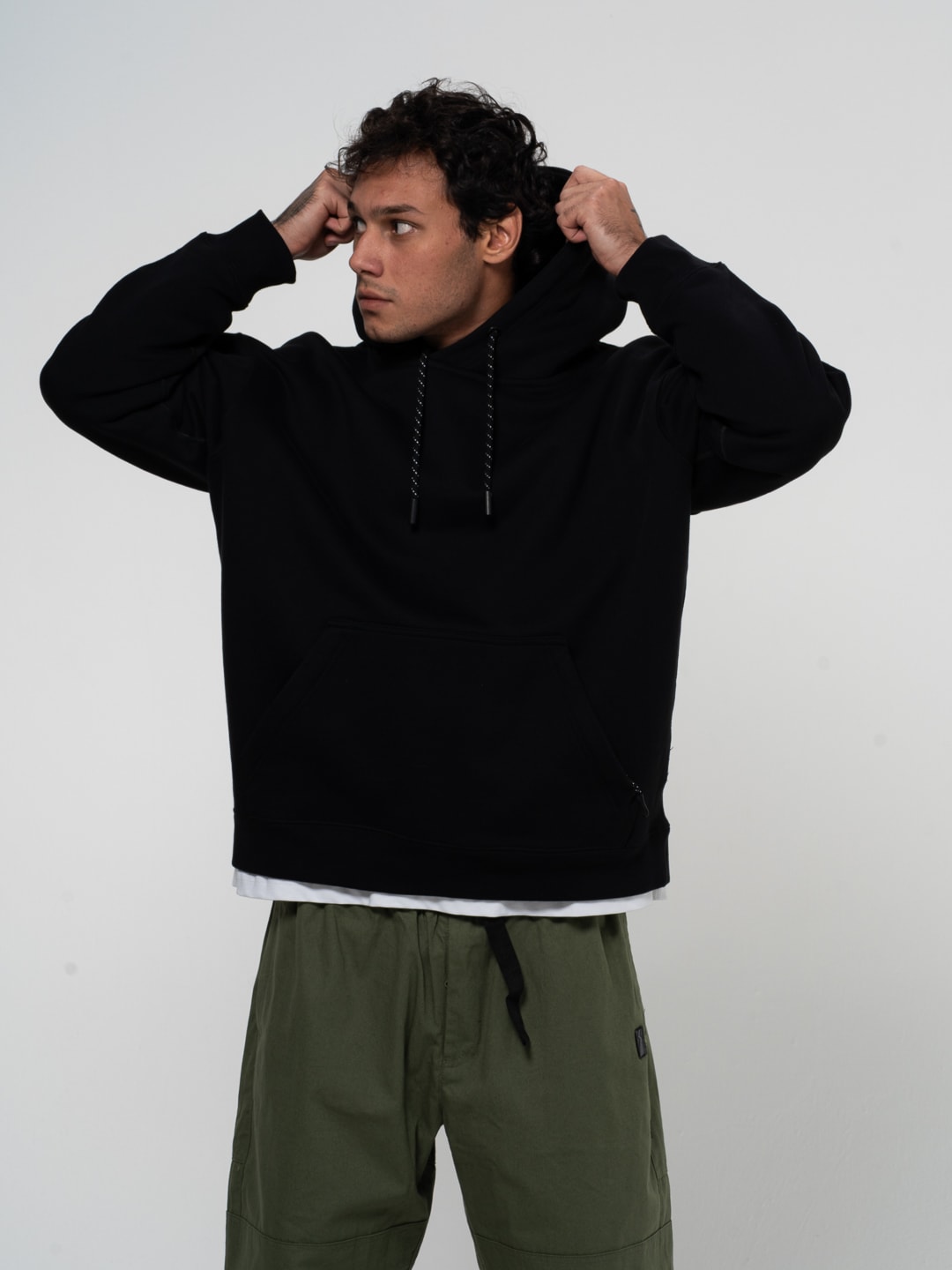 HOODIE BLACK