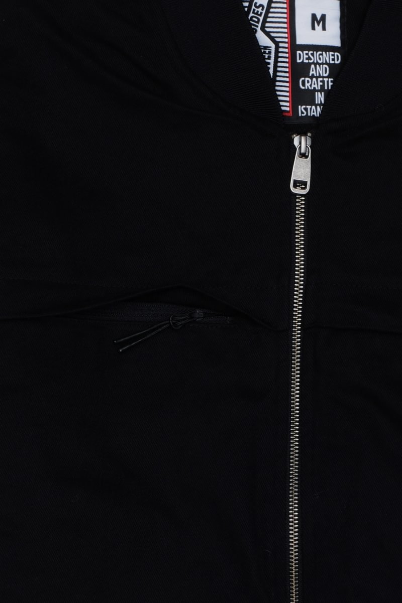 BOMBER JACKET BLACK