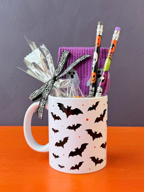 Yarasa Kupada Çoraplı, Çikolatalı ve Kalemli Halloween Seti, Cadılar Bayramı