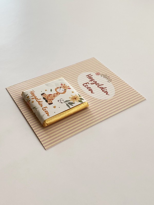 Pakette İsme Özel Kız Bebek Çikolatası (32 adet), Yeni Doğan, Bebek Hediyesi, Bebek Çikolatası