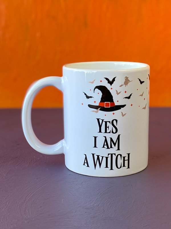 Kutuda Çikolatalı Halloween Kupası, Cadılar Bayramı Kupası, "I am a Witch", Ben Bir Cadıyım