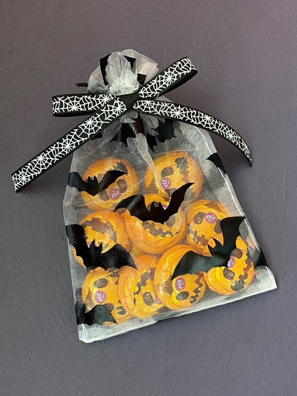 Çikolatalı Halloween Kupası, Cadılar Bayramı Kupası, "I am a Witch", Ben Bir Cadıyım