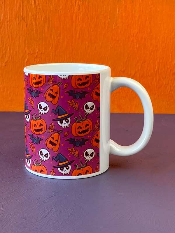 Çikolatalı Karışık Desenli Mor Zeminli Halloween Kupası, Cadılar Bayramı Kupası 