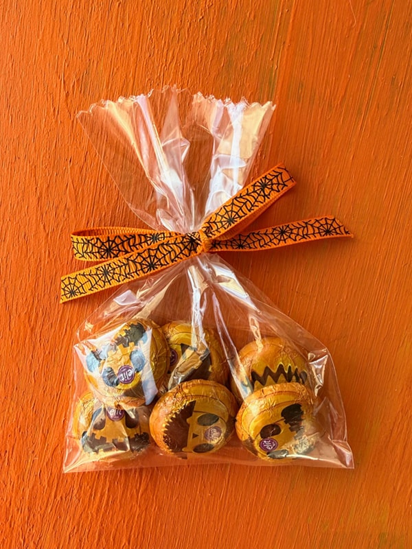Çikolatalı Harfli Halloween Kupası, Cadılar Bayramı Kupası