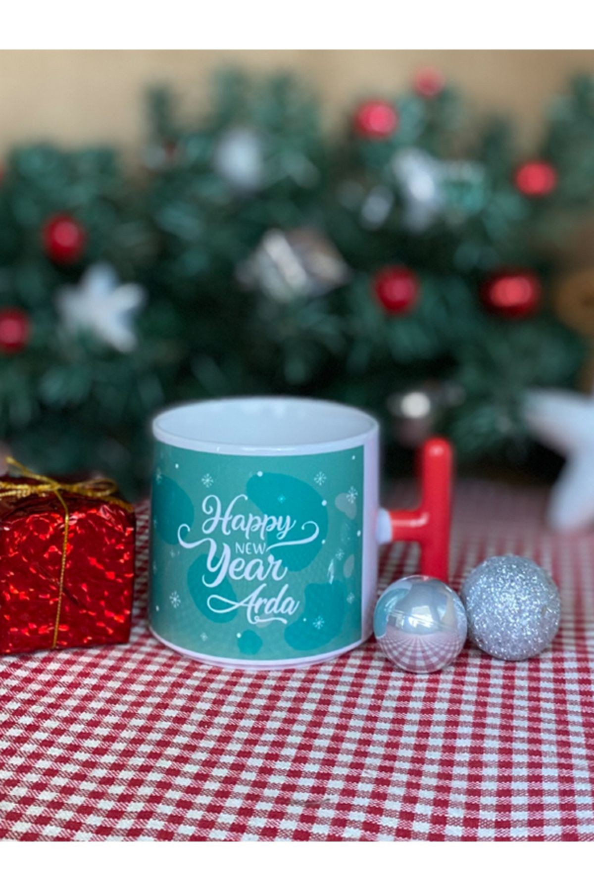 İsme Özel Çikolatalı Yeni Yıl Kupası, Noel Babalı T Kupa, Kişiye Özel Kupa, Yılbaşı Hediyesi