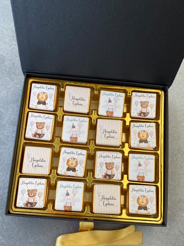 Kutuda İsme Özel Erkek Bebek Çikolatası, Yeni Doğan Hediyesi, Bebek Hediyesi, Bebek Çikolatası