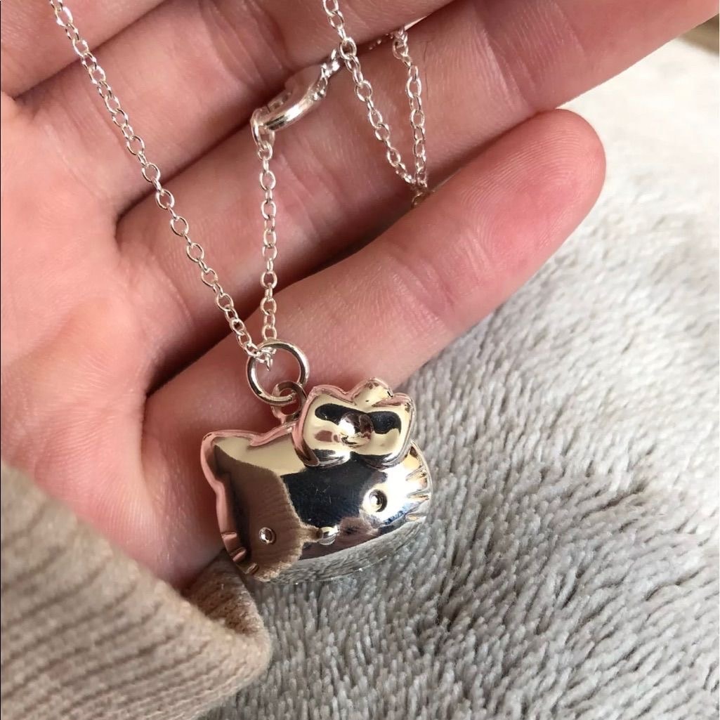 Hello kitty fotoğraflı anı kolyesi