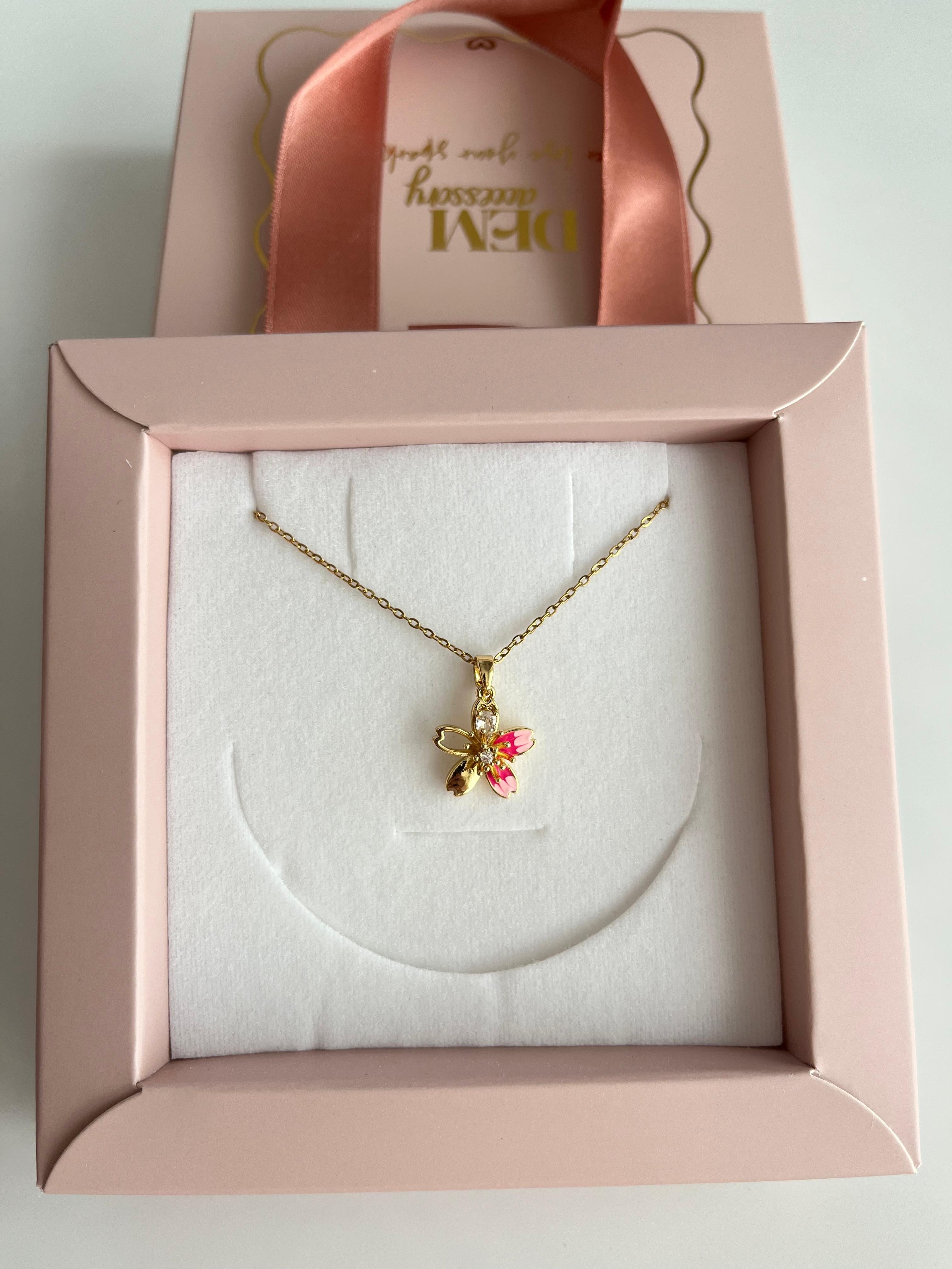 Çelik | Blush Lotus Kolye