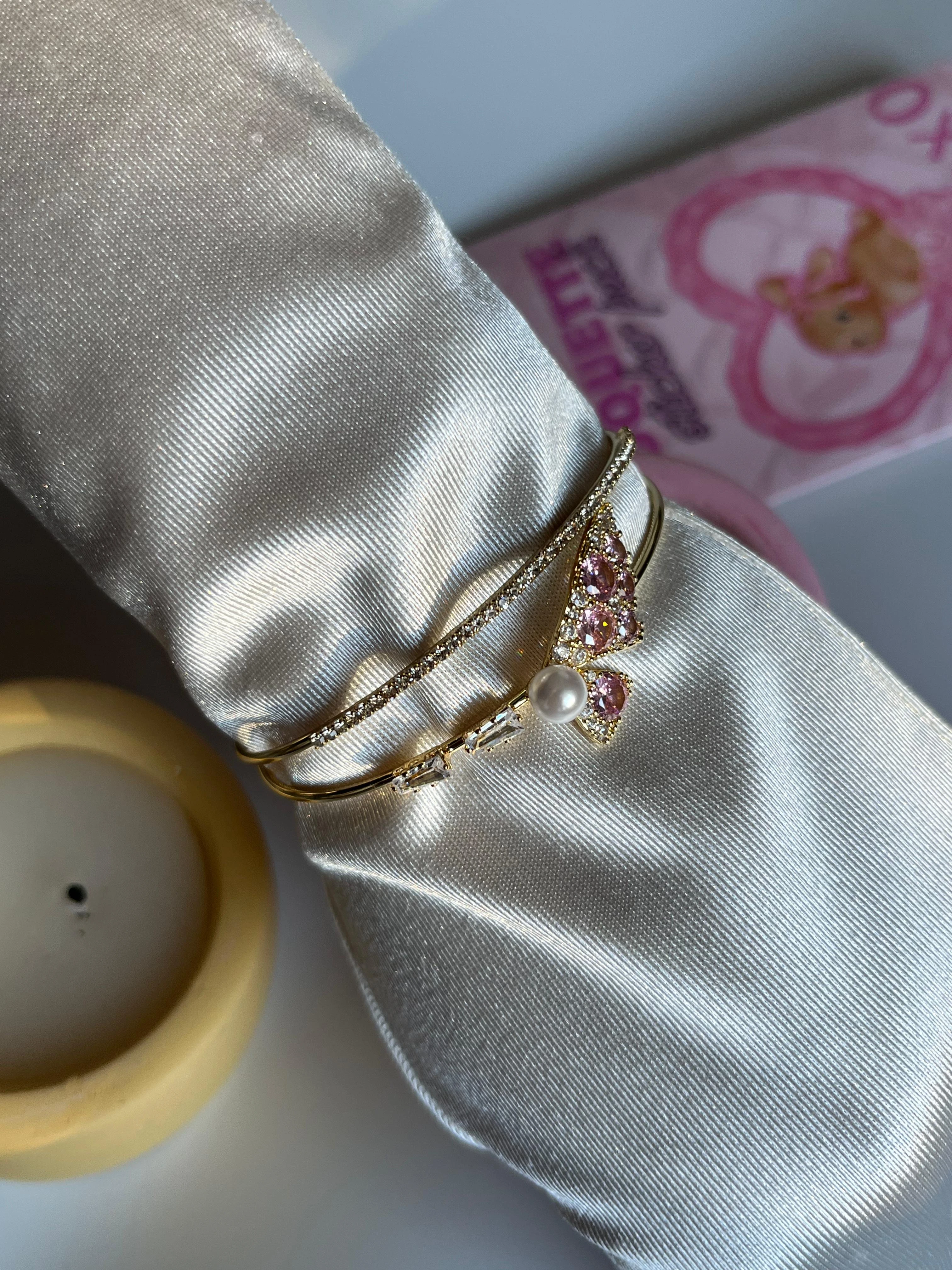 Çelik | Gold Pearl Wing Bilezik