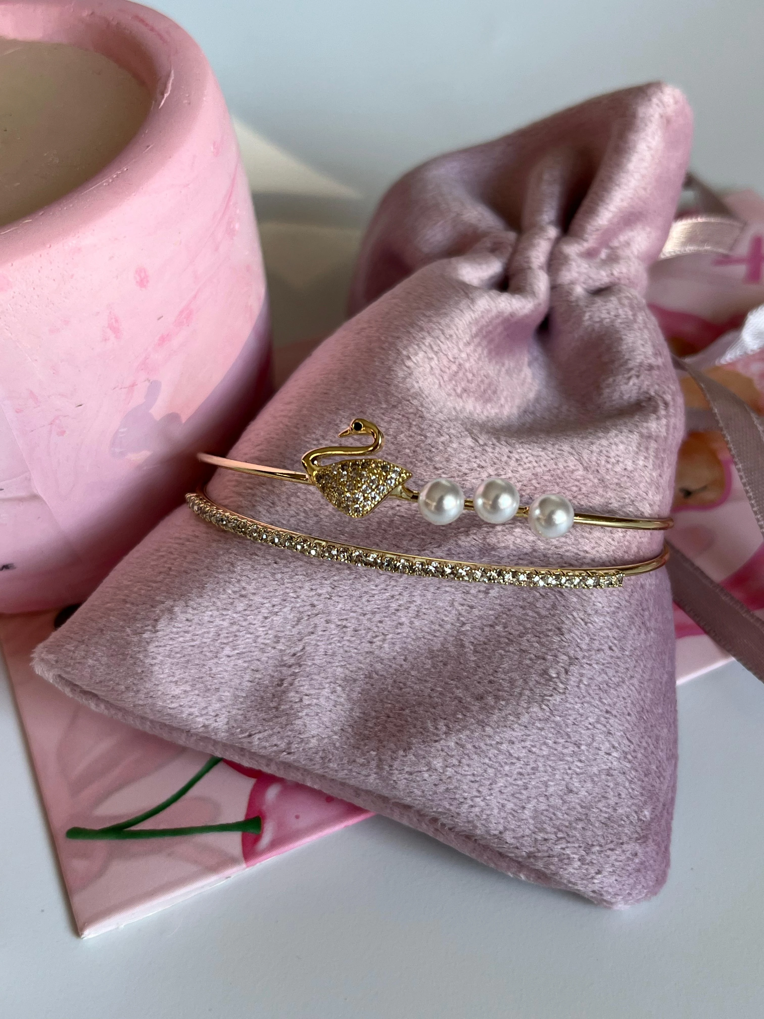 Çelik | Gold Elegant Swan Bilezik