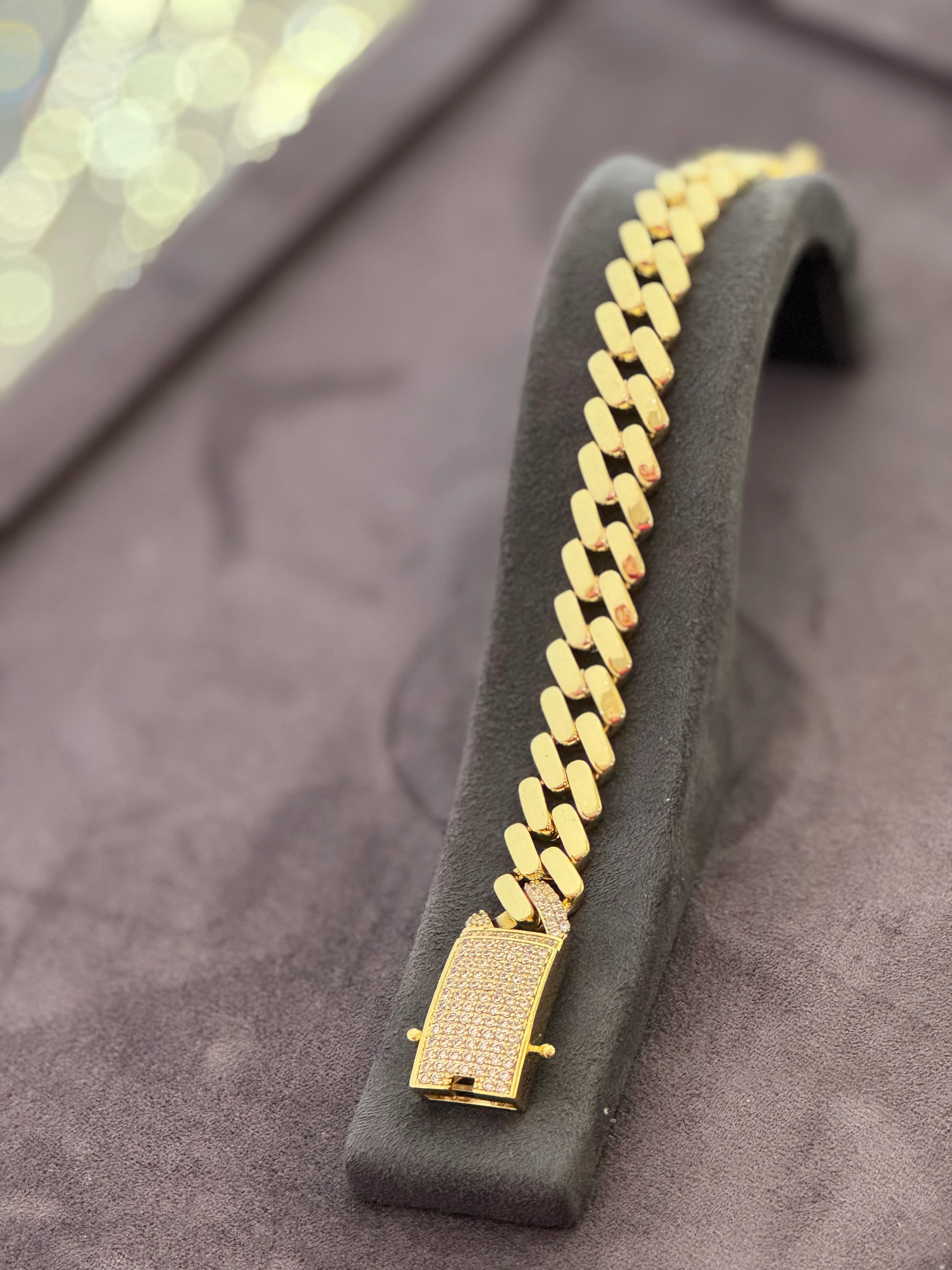 XL Taşlı Kilit Gurmet Bileklik