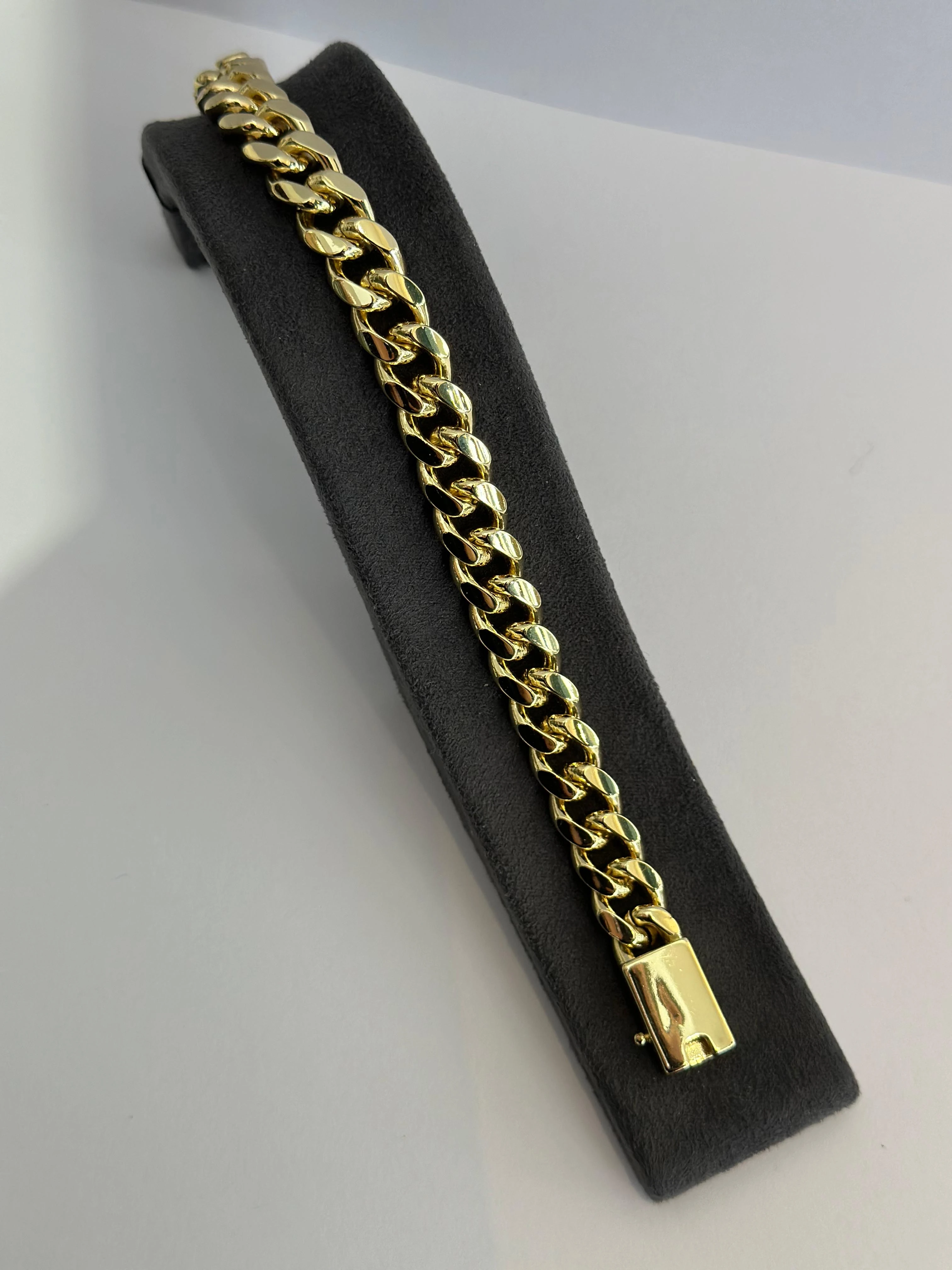 Taşsız Kilit Kalın Gurmet