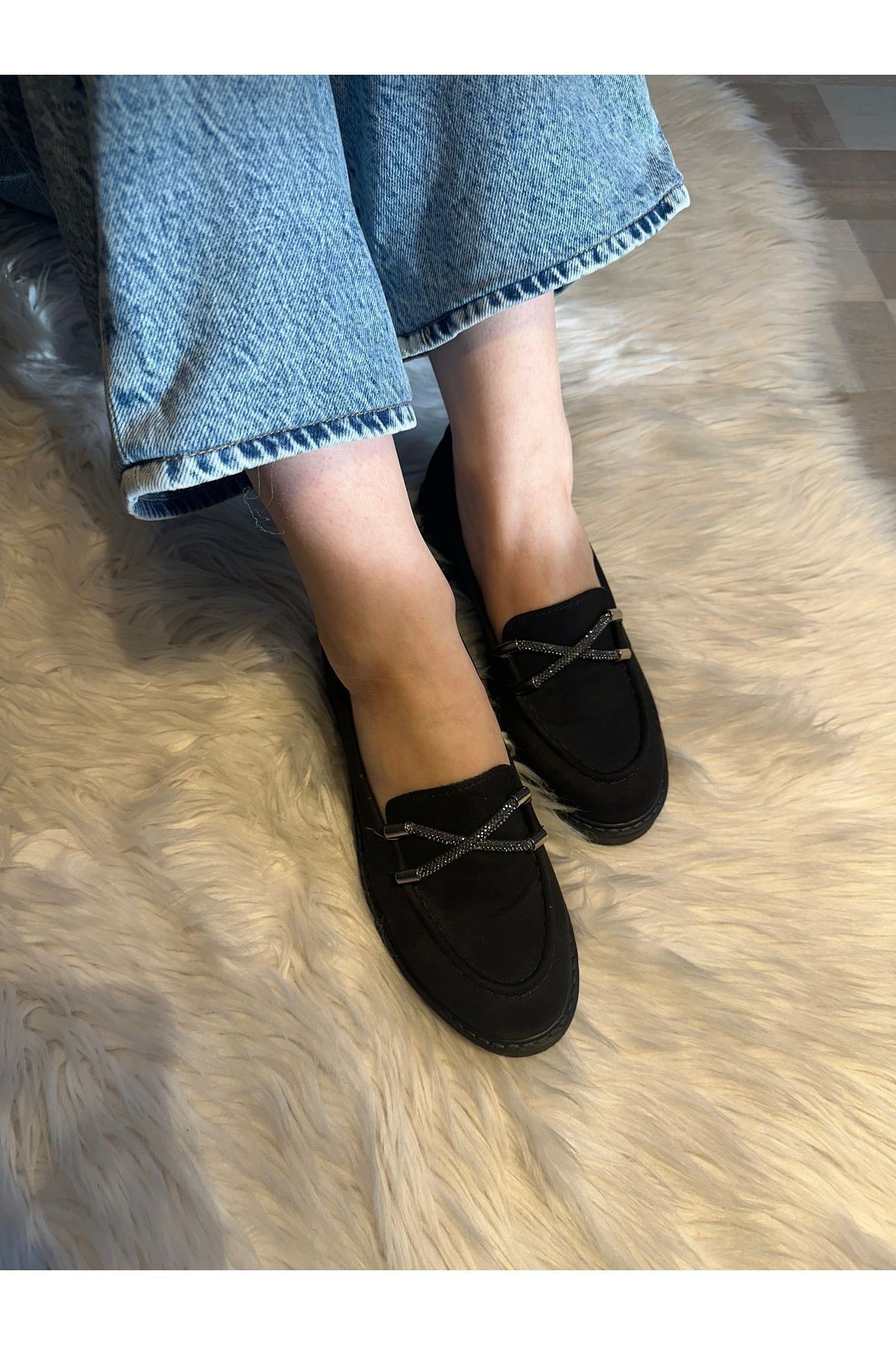 Gale Çapraz Taşlı Kadın Loafer Model Ayakkabı