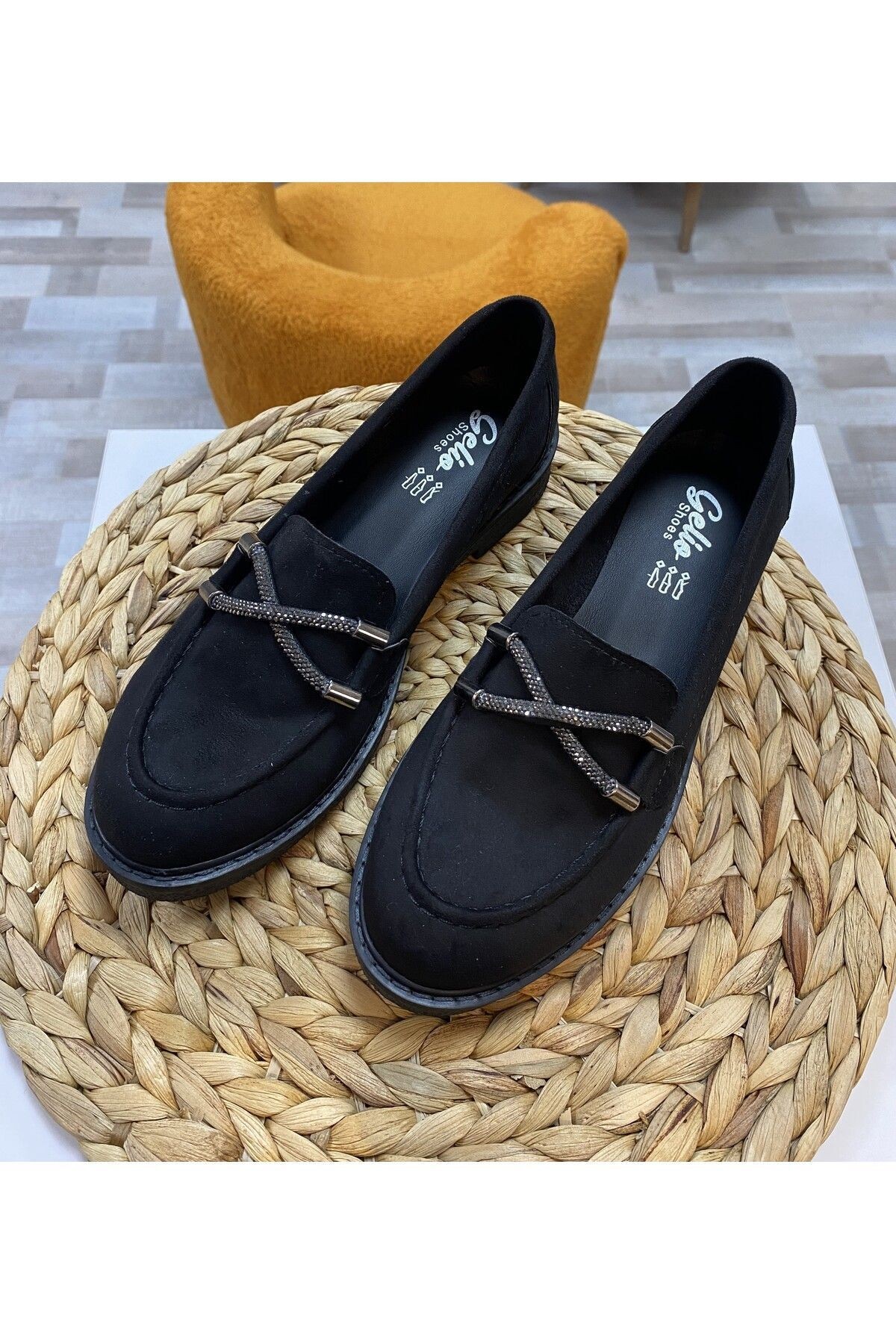 Gale Çapraz Taşlı Kadın Loafer Model Ayakkabı