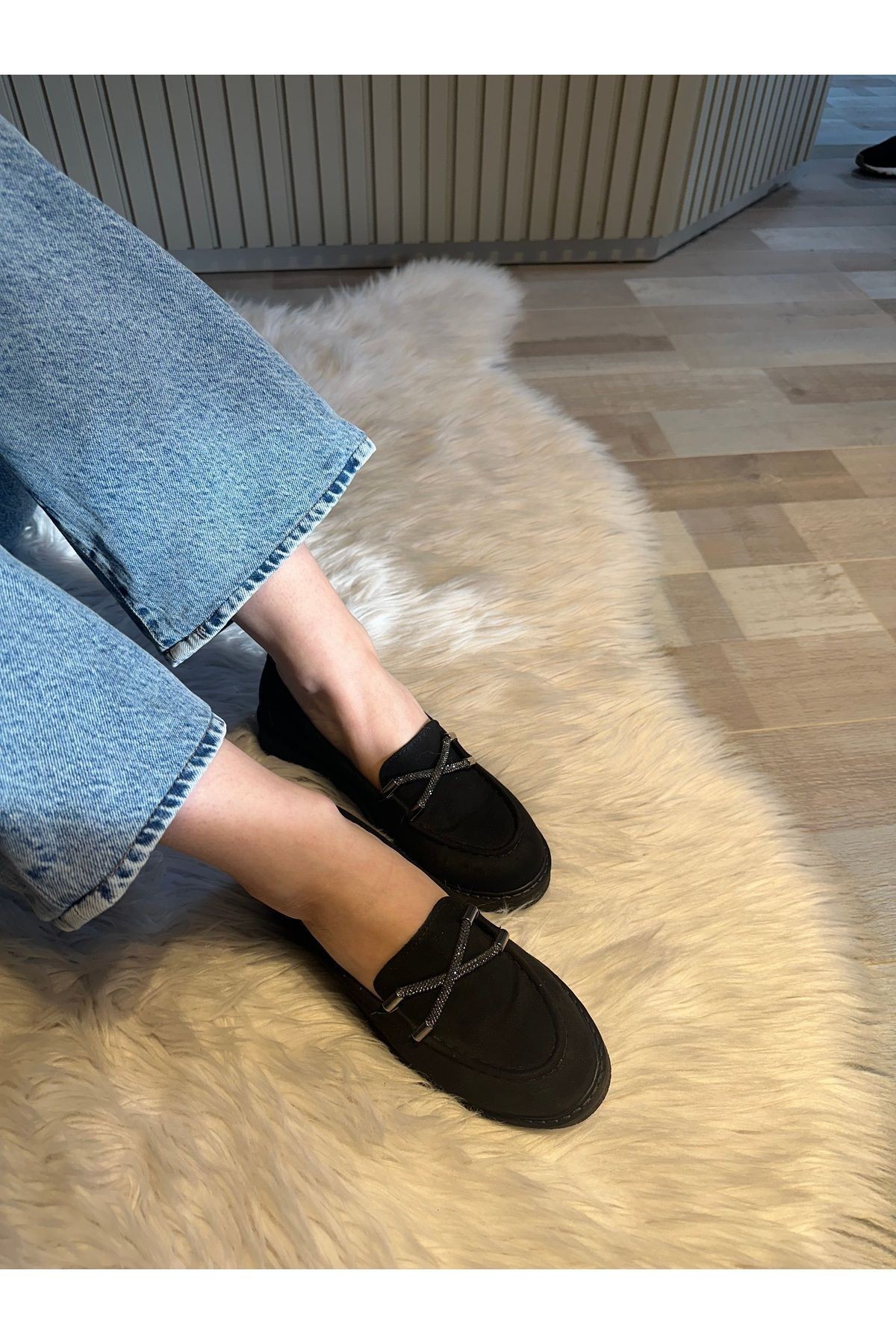 Gale Çapraz Taşlı Kadın Loafer Model Ayakkabı