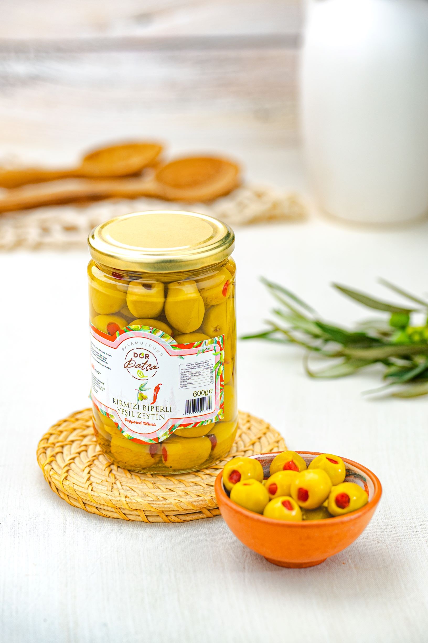 Kırmızı Biberli Yeşil Zeytin