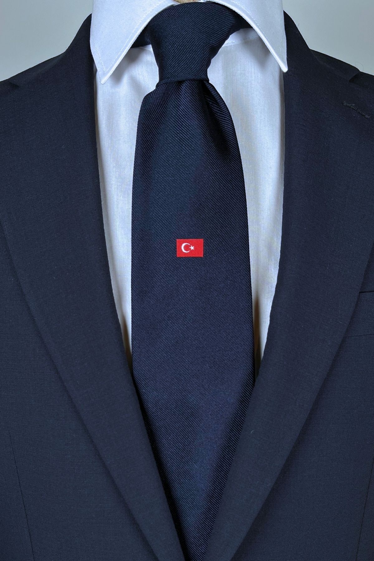 Türk Bayrağı Desenli 100. Yıl Koleksiyonu Hediye Kutulu İpek Kravat