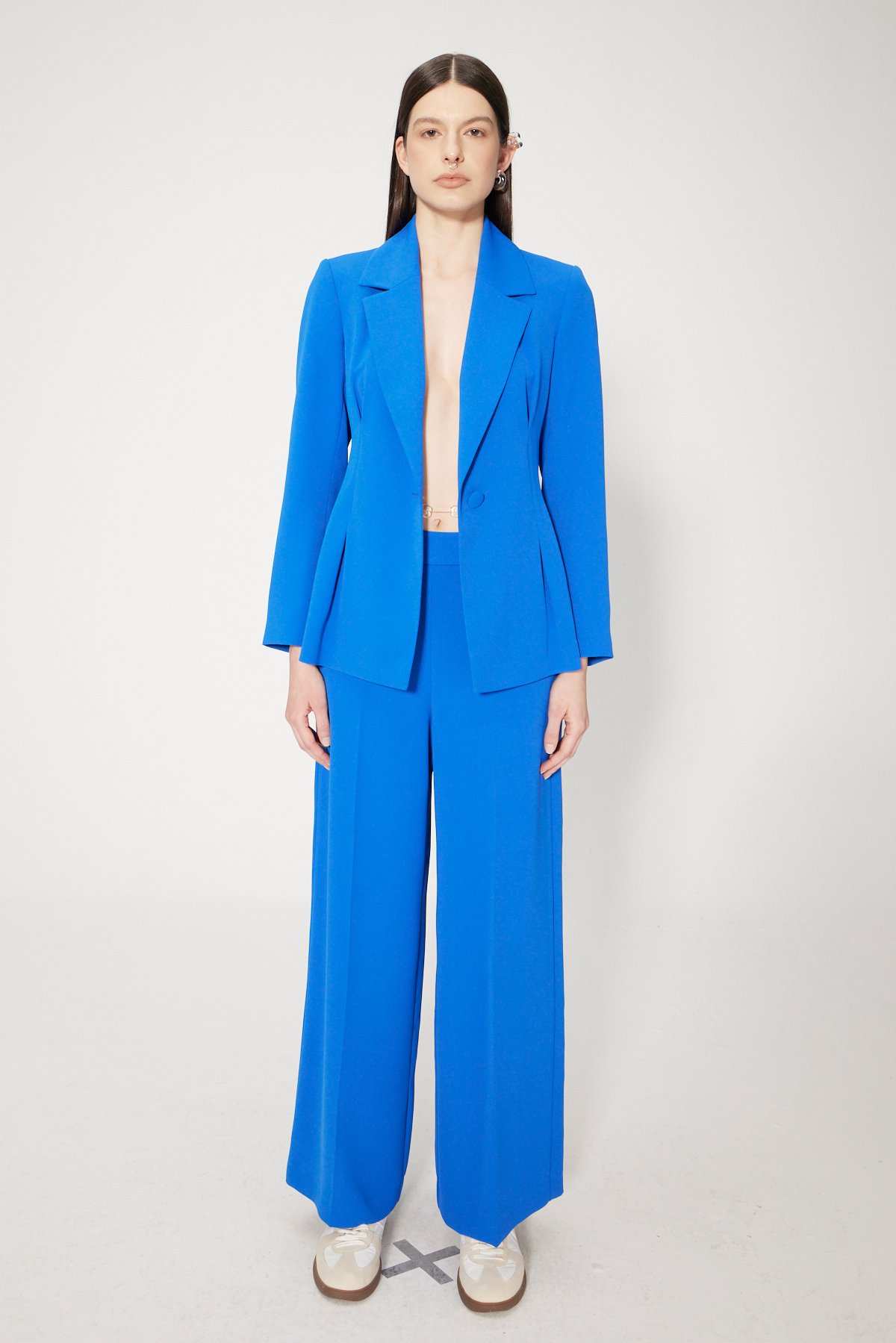 FITTED BLAZER WITH SHOULDER PADS - BLUE