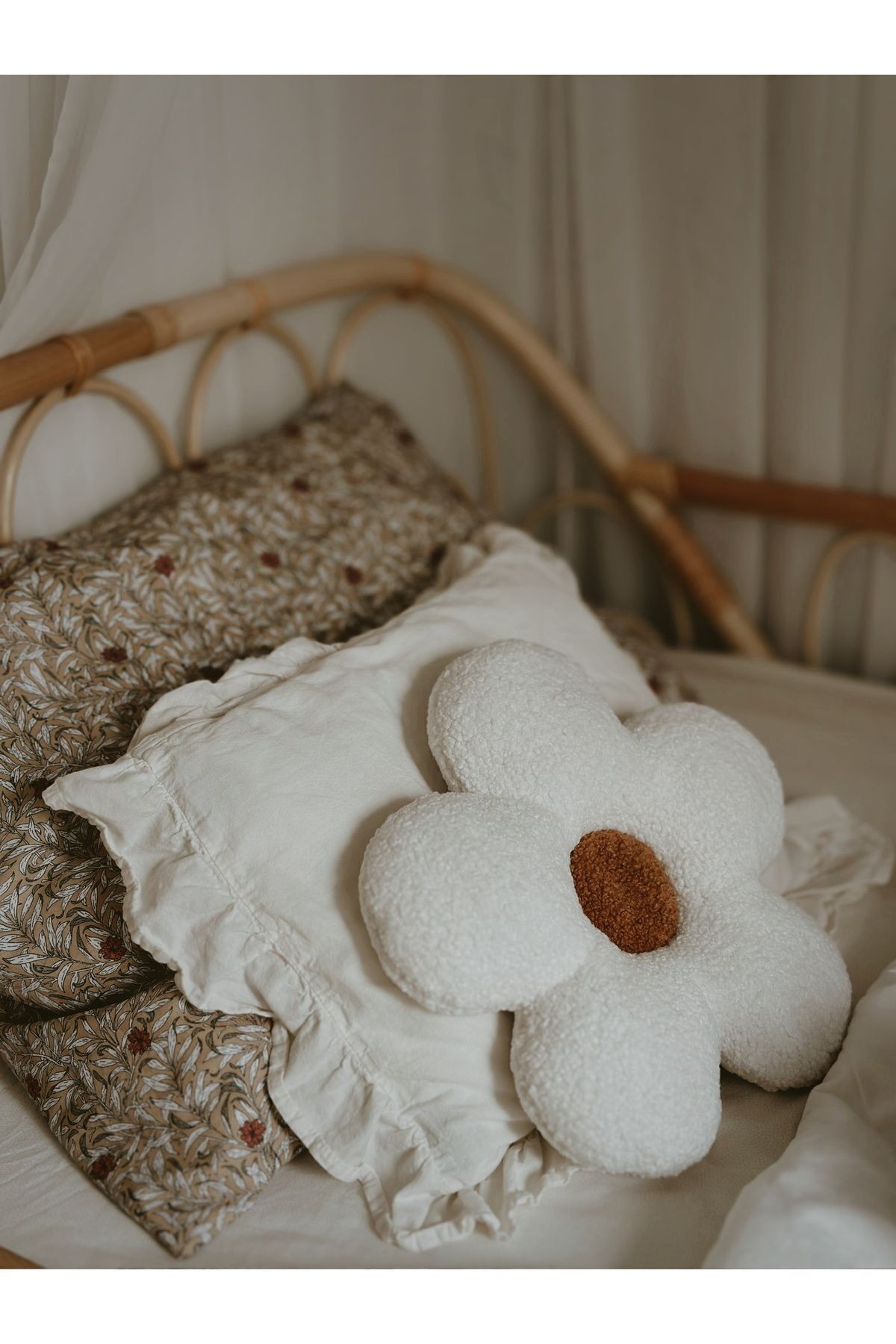 Teddy Daisy Yastık 34x35 Cm Naturel Beyaz