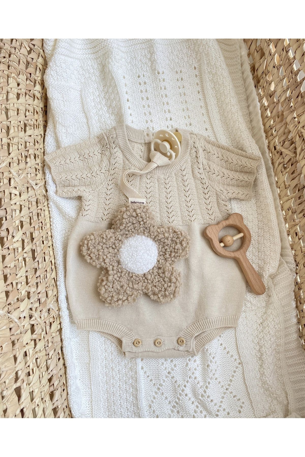 Teddy Daisy Emzik Askısı Bej