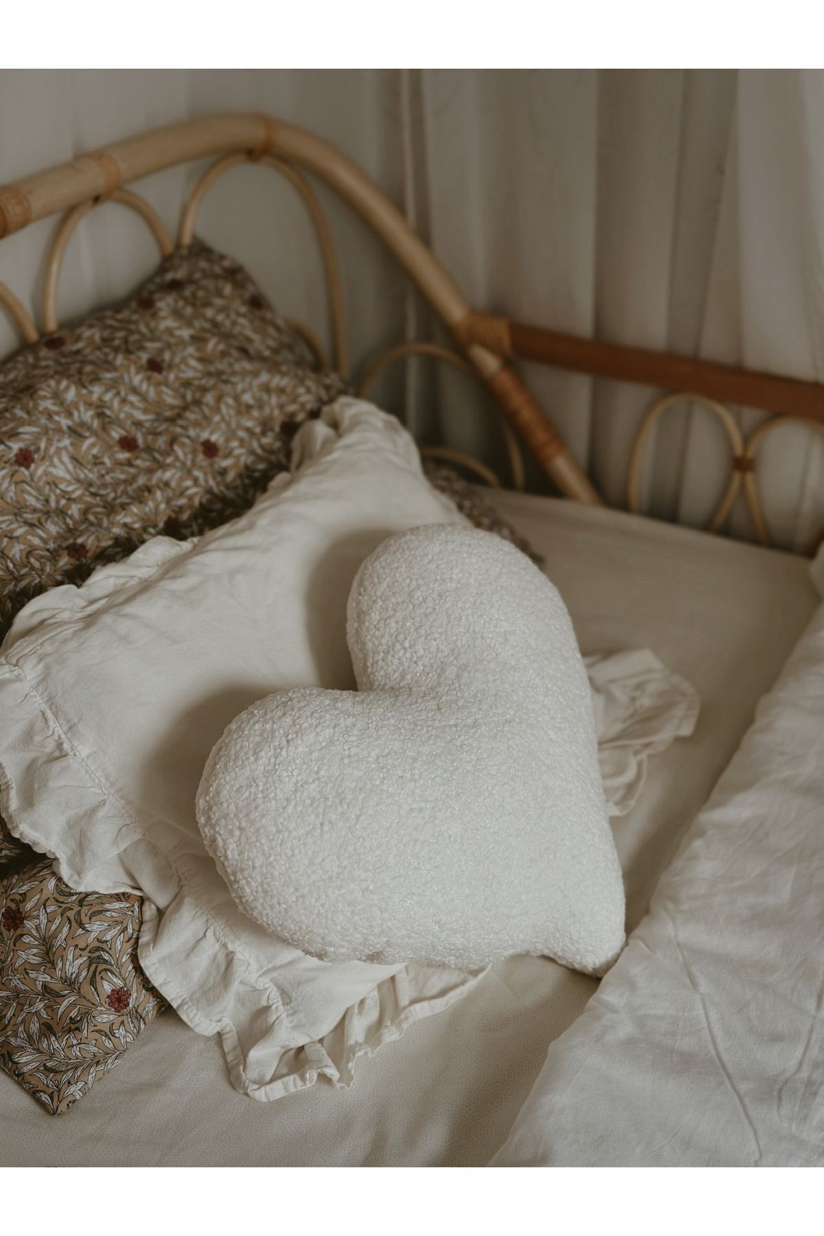 Teddy Kalp Yastık Naturel Beyaz