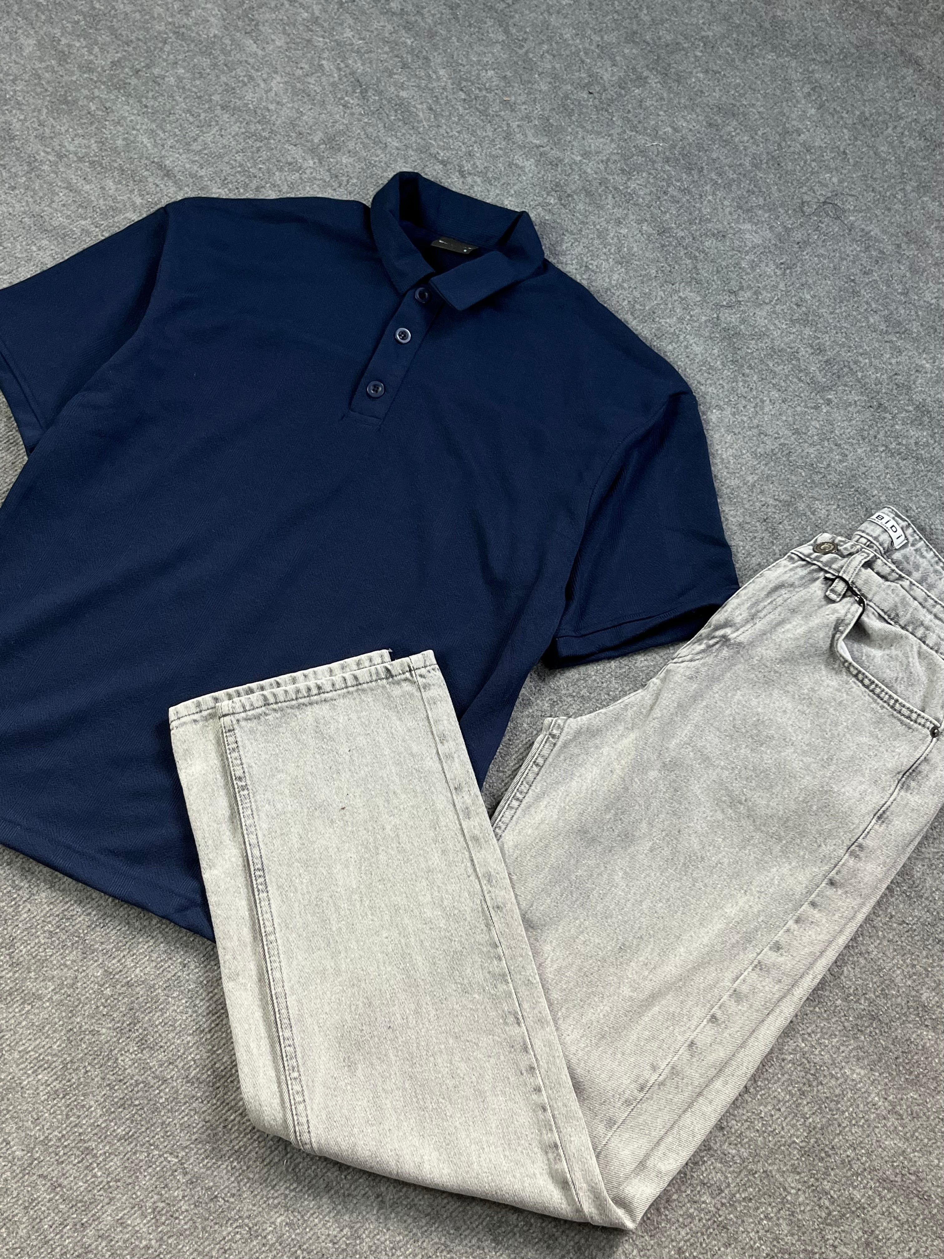 Lacivert Polo yaka / gri kot pantolon kombin