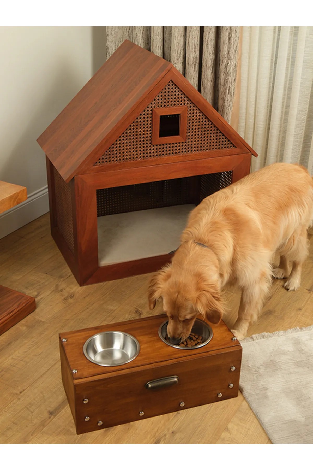 Lady Luxury Dog Food and Water Container with Wooden Steel Bowl Drawers