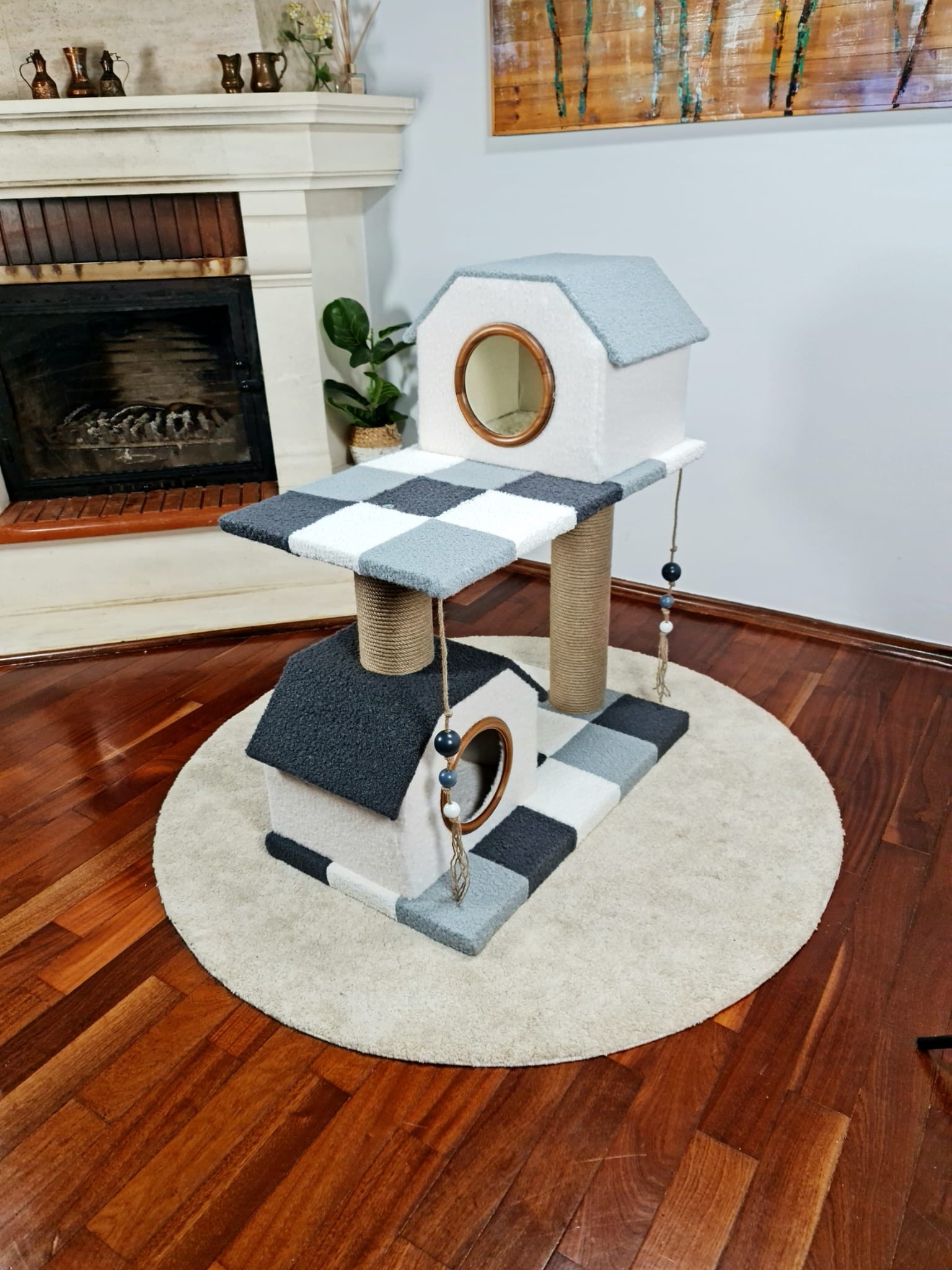 Luxury Cat Playhouse With Mişa Wooden Scratching Unit