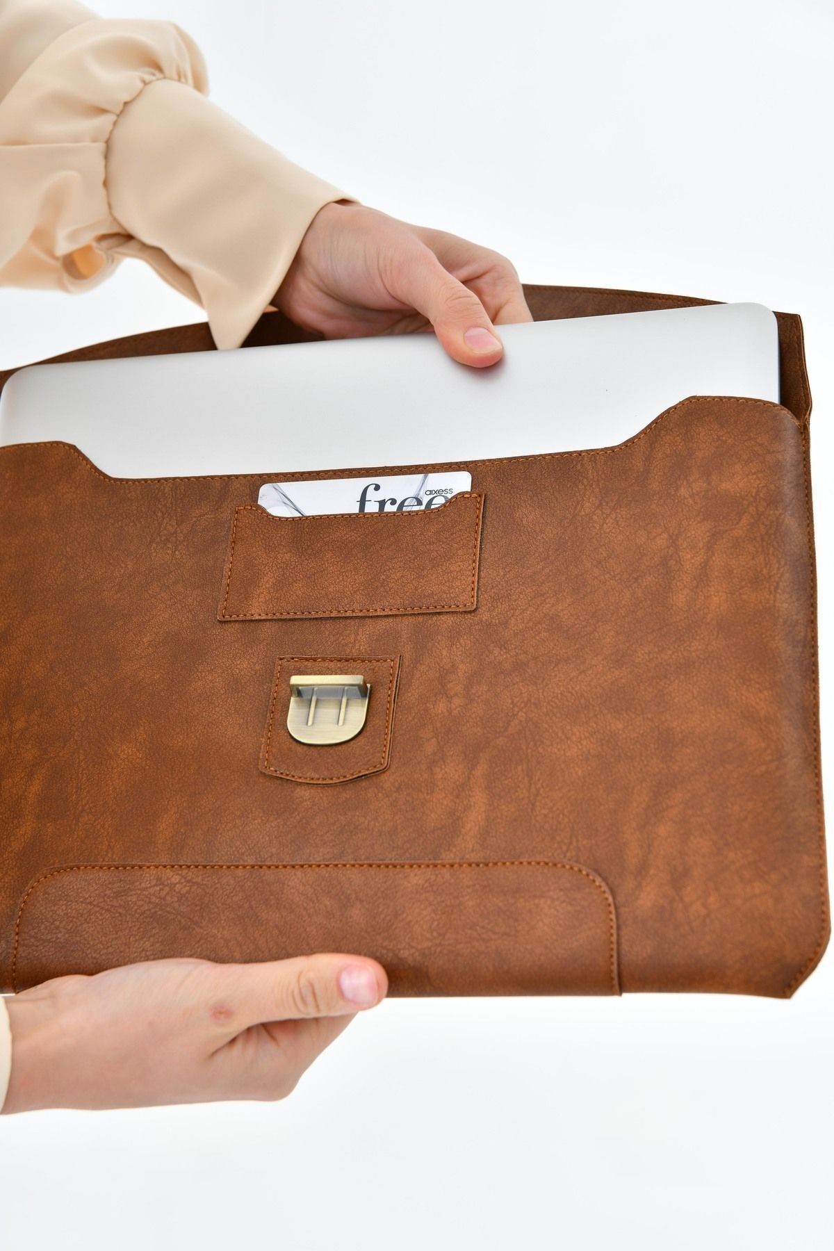 Hilde Deri Macbook Air Pro 13-14 Inc & Evrak Business Çanta 36 X 26 cm