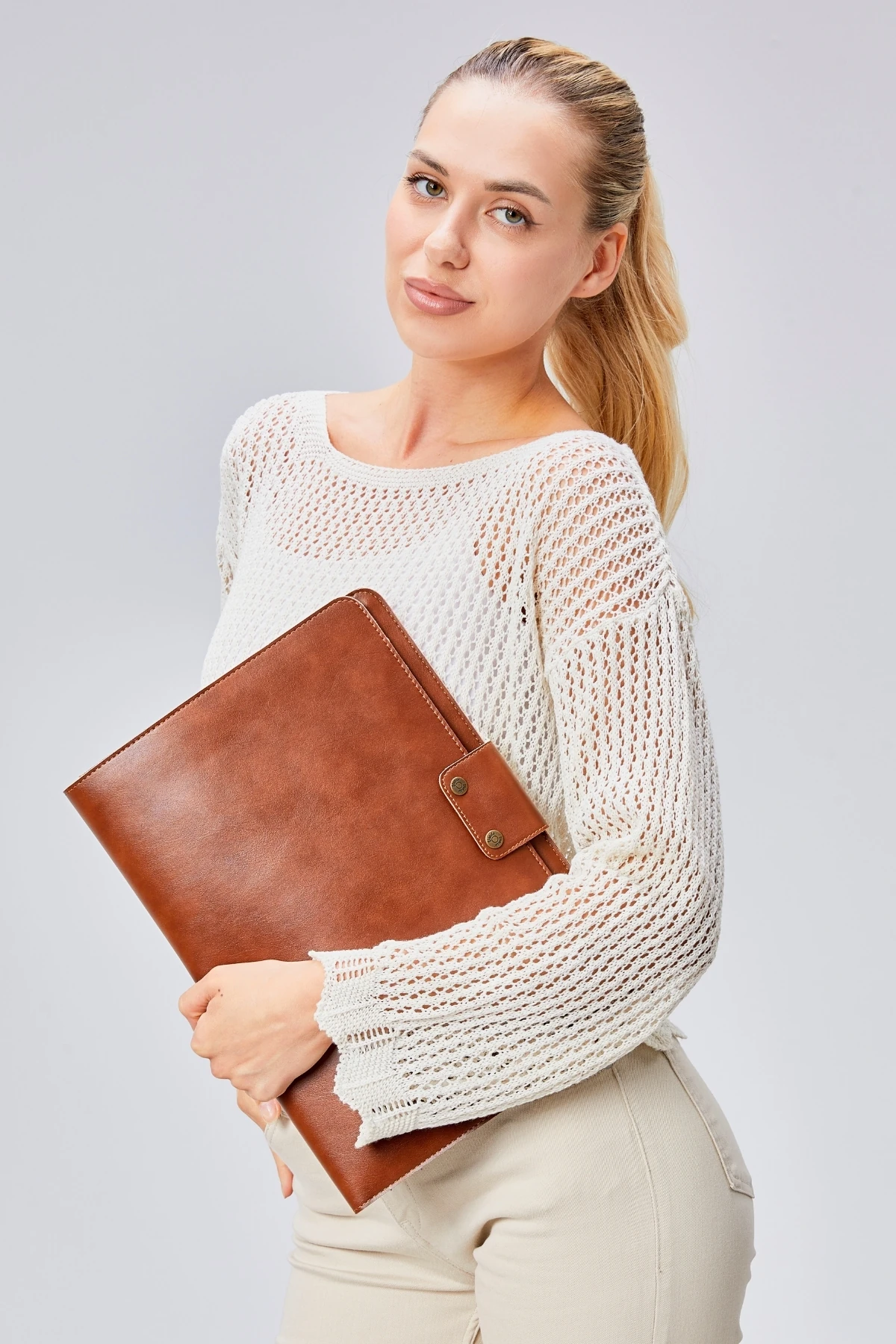 Ingrid 13-14 Inç Macbook Air/Pro Ipad  Uyumlu Notebook & Evrak & Tablet Çantası  - Kahverengi