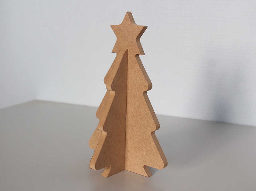 YB6 Yılbaşı Ağacı 20 cm