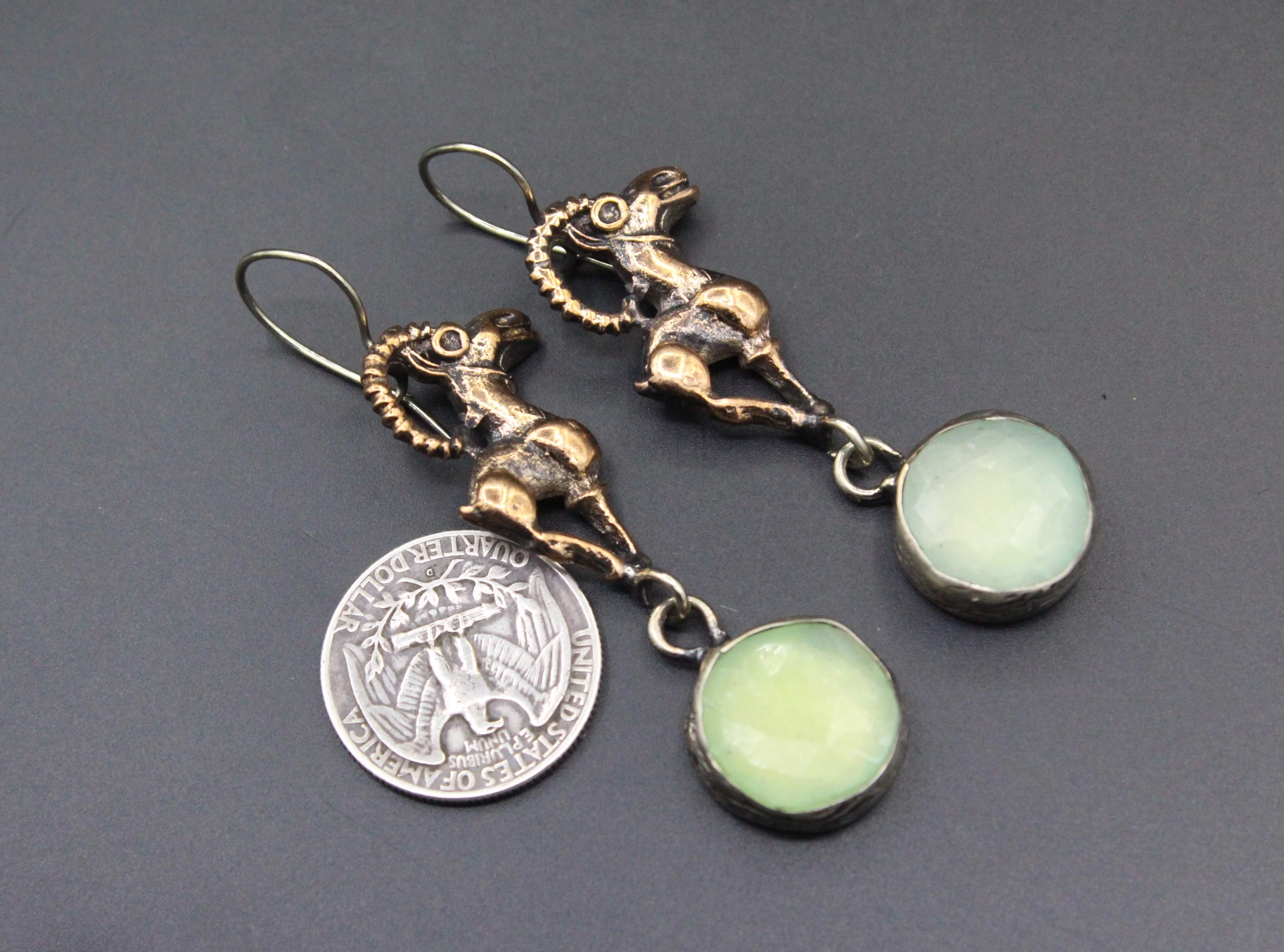 Bronze Küpe, Dağ Keçisi desenli Küpe, Zircon Taşlı Küpe, Boho Küpe, 